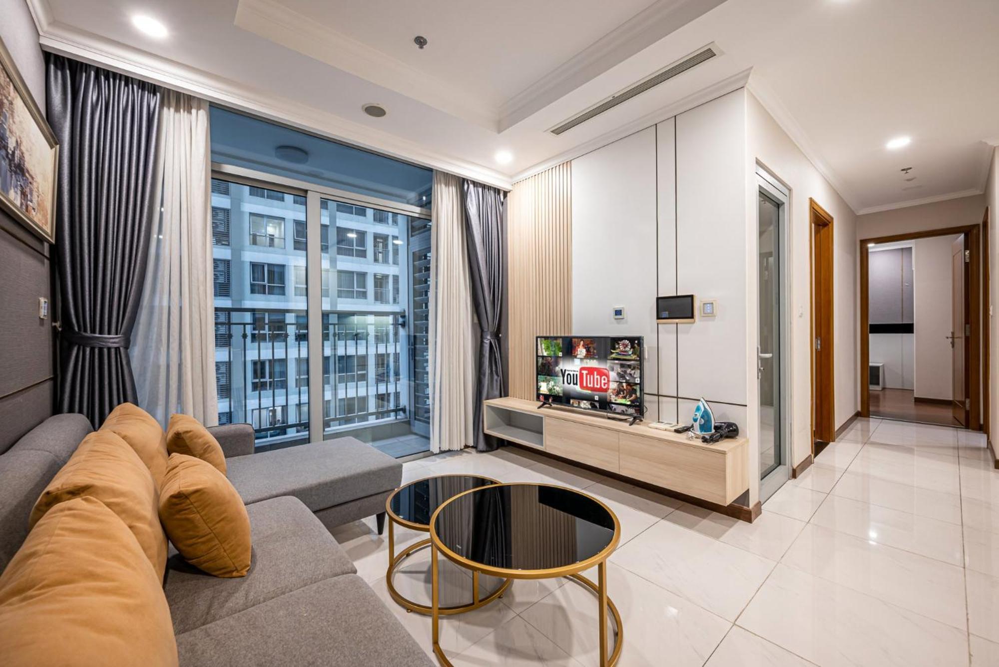 Appartement Liam Service - Vinhome Central Park *